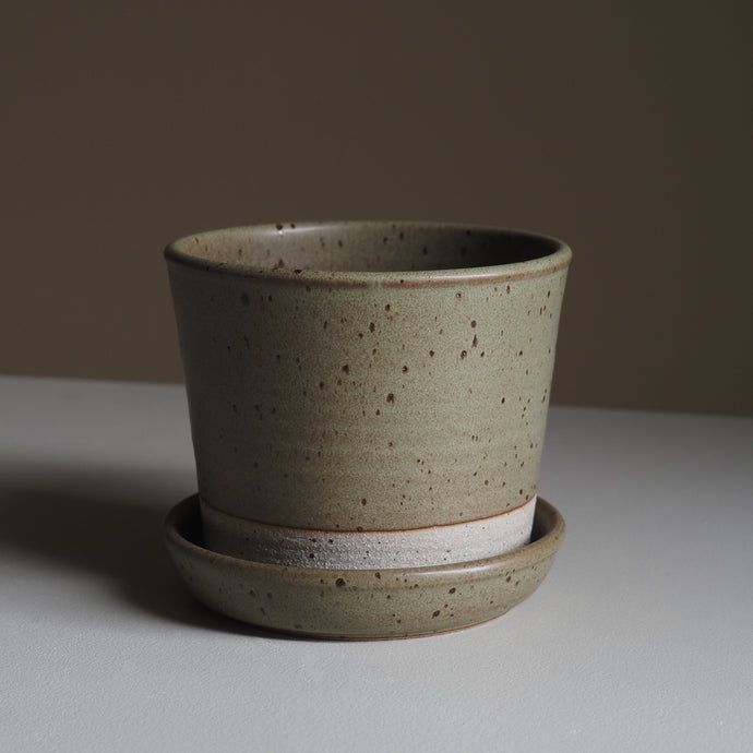 Planter L
