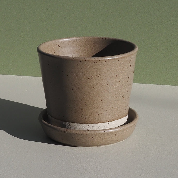 Planter L