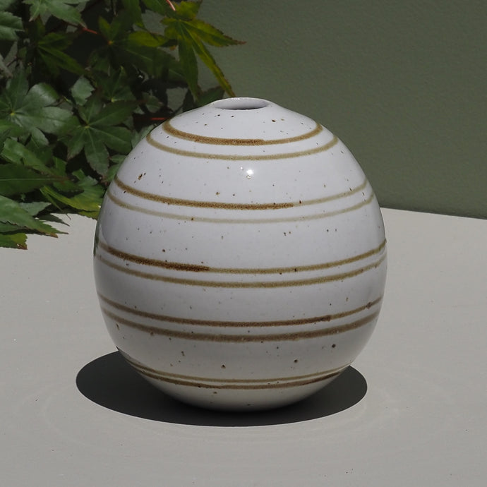 L Tama