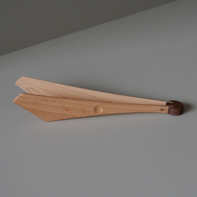 Tongs