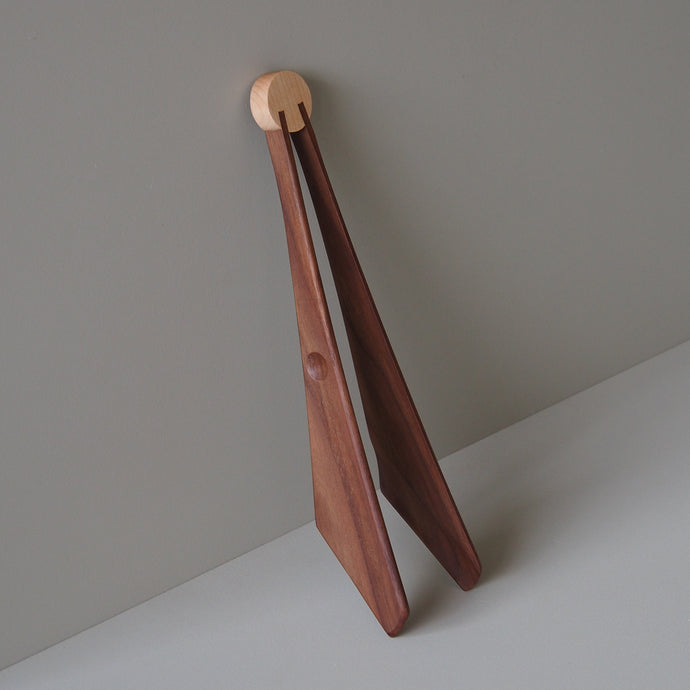 Tongs